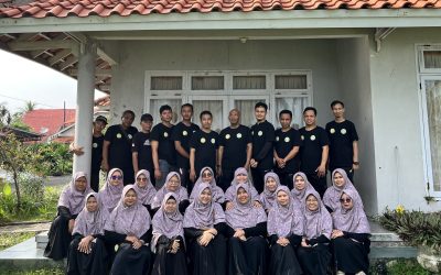 Sambut Tahun Pelajaran Baru, Guru dan Pegawai SMPIT Al-Izzah Gelar Kegiatan Training for Teacher di Anyer